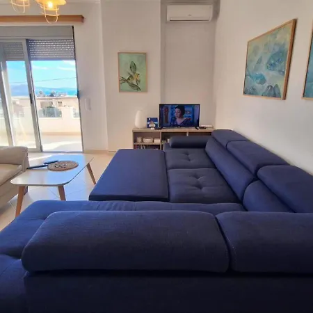 Blue Fish Saranda Apartment Daire *