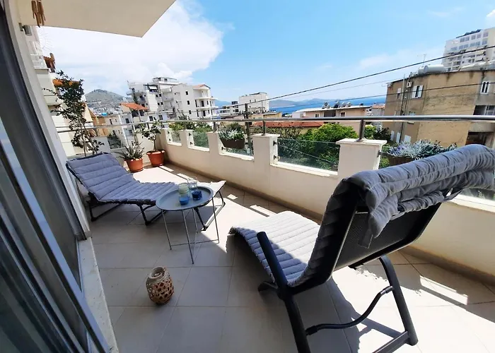 Blue Fish Saranda Apartment Daire