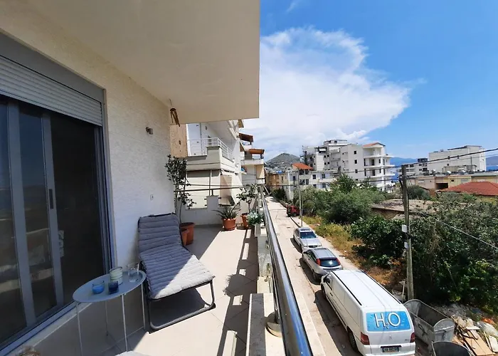Blue Fish Saranda Apartment Daire