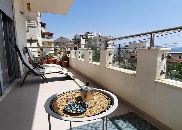 Blue Fish Saranda Apartment *
