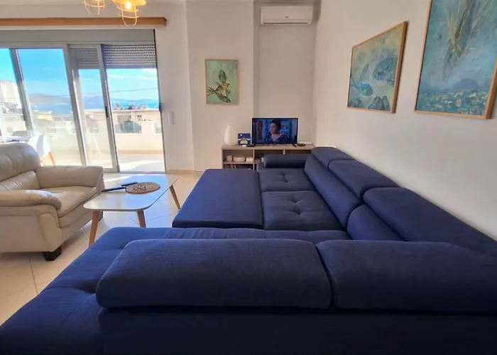 Blue Fish Saranda Apartment Daire *
